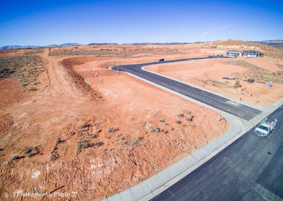 Rocky Point Circle, Washington, UT 84780