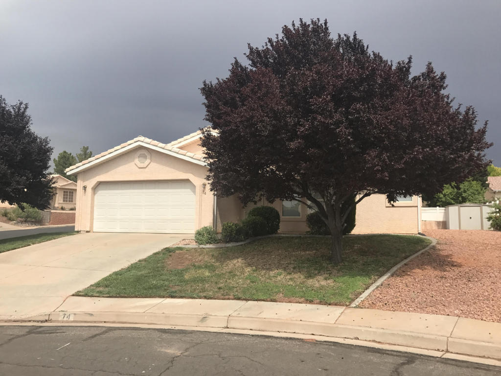 74 E Arrowweed CT, Washington, UT 84780