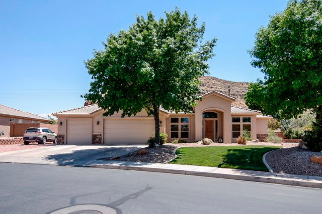 652 Mojave DR, Washington, UT 84780