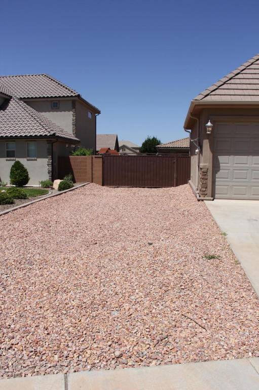 2550 Honeybee CIR, Washington, UT 84780