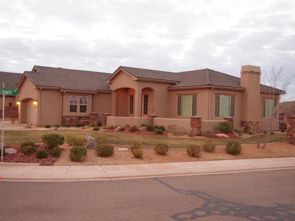 4498 S Cattail Way, Washington, UT 84780