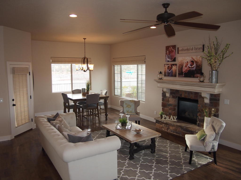 4498 S Cattail Way, Washington, UT 84780
