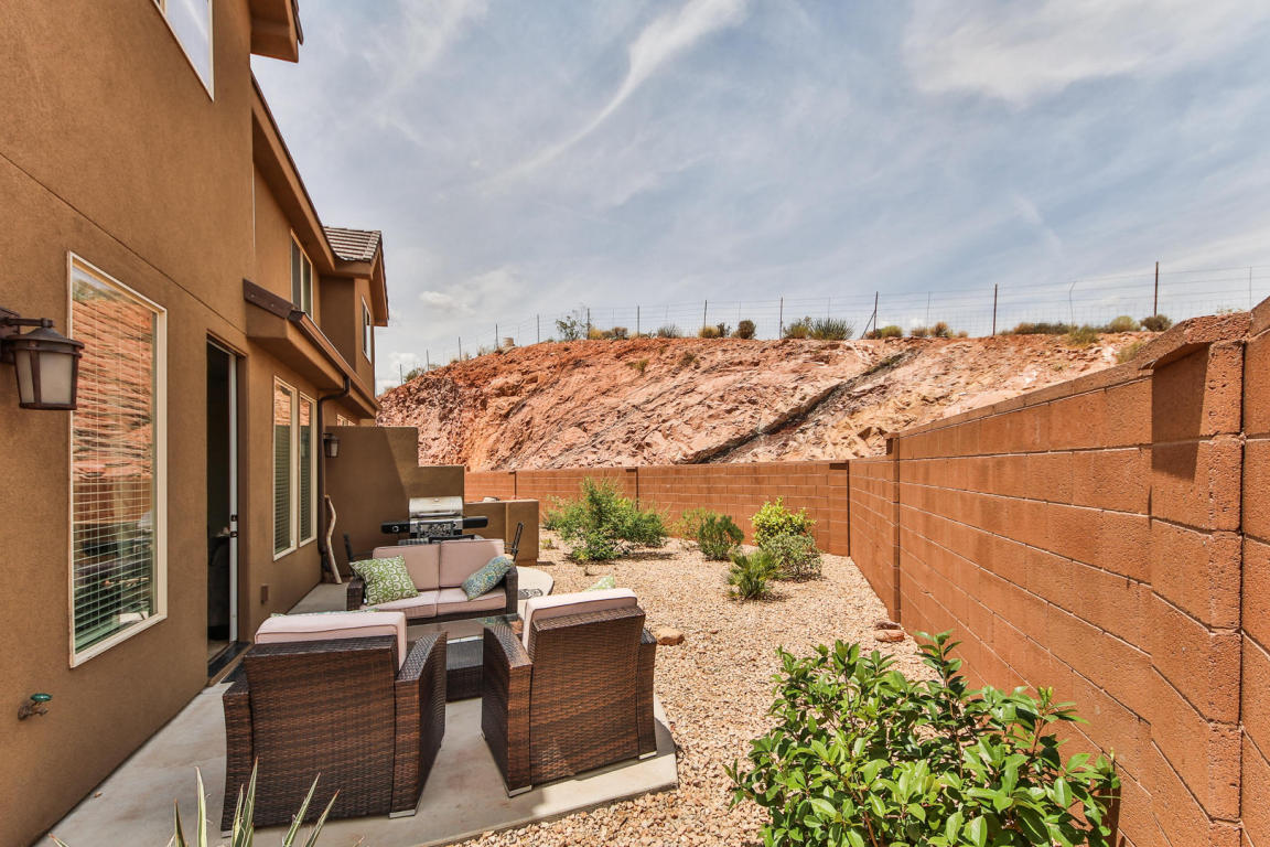 4289 E Razor Ridge DR, Washington, UT 84780