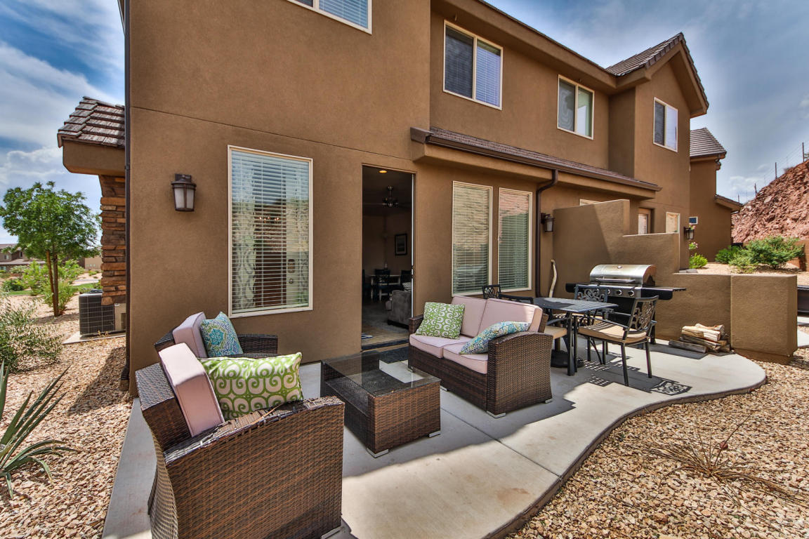 4289 E Razor Ridge DR, Washington, UT 84780