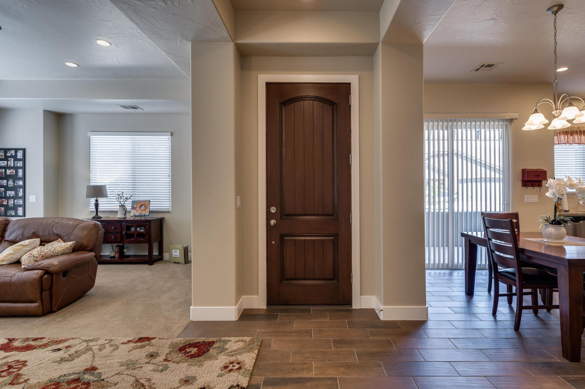 4246 E Razor Ridge, Washington, UT 84780