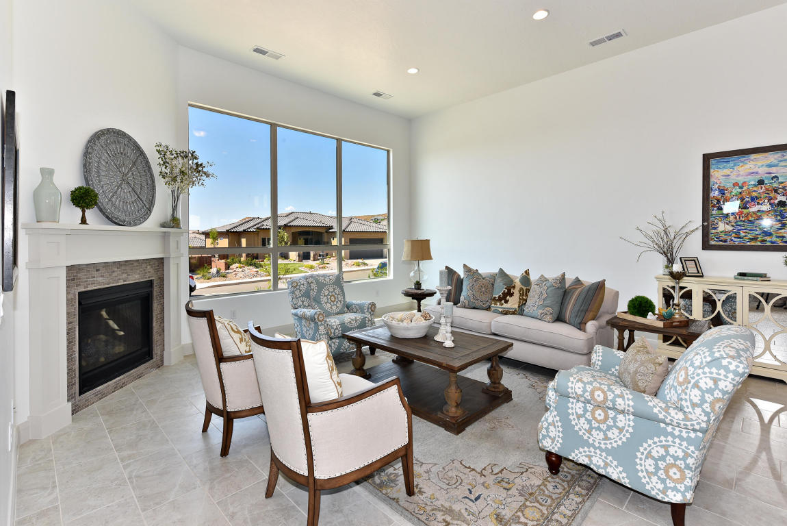 1094 W Wiltshire ST, Washington, UT 84780