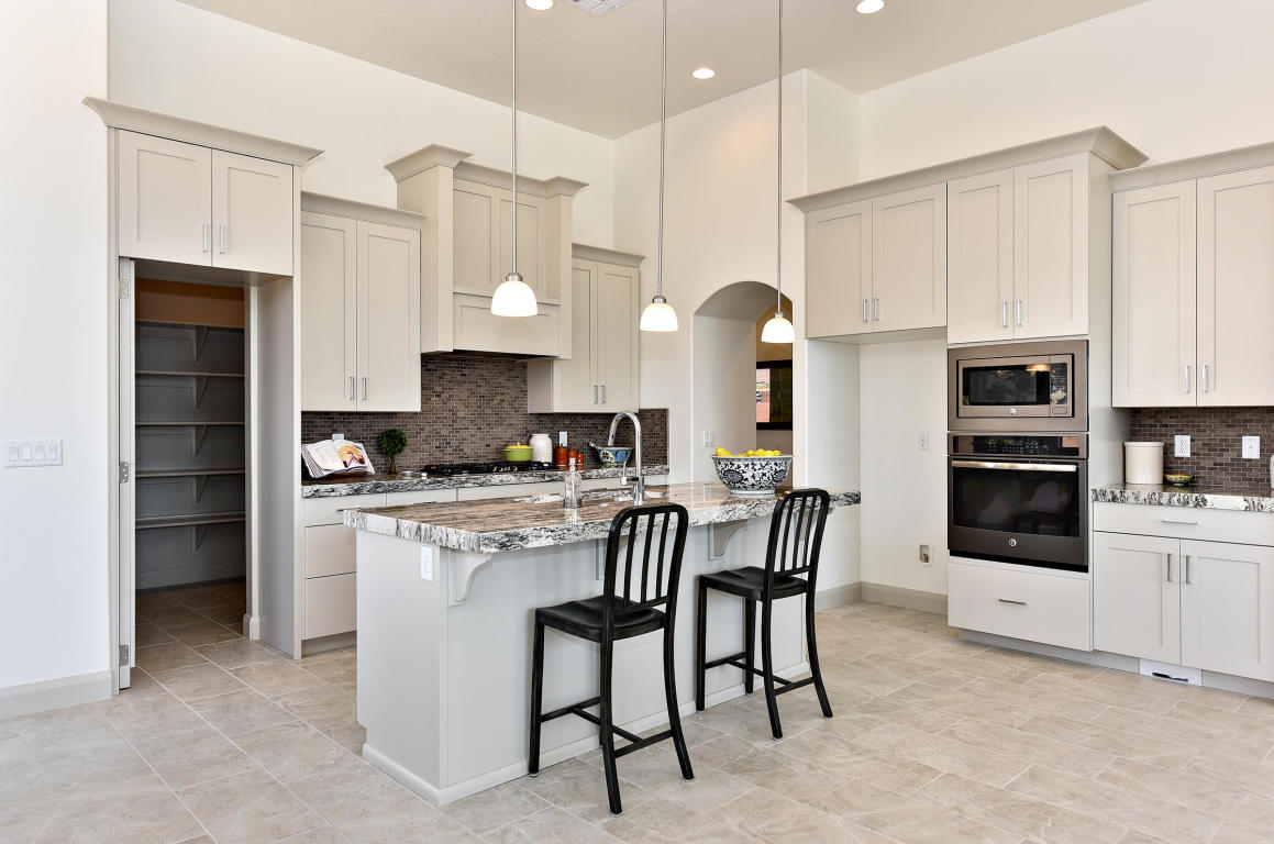 1094 W Wiltshire ST, Washington, UT 84780