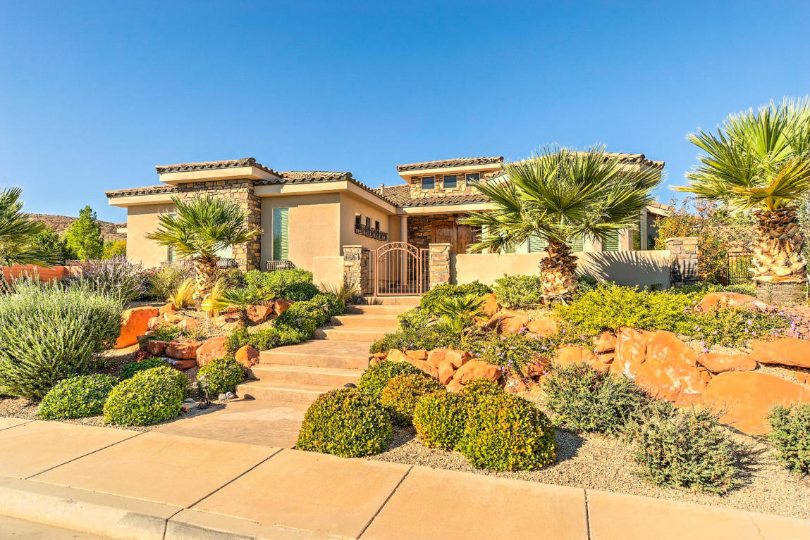 1371 N Old Course RD, Washington, UT 84780