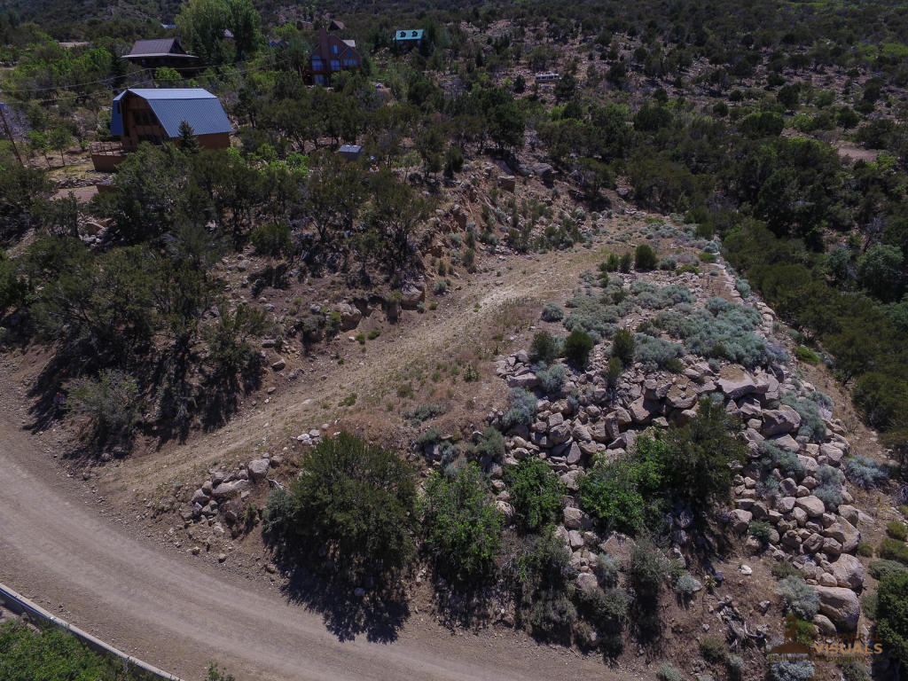 476 S Oakridge RD, Pine Valley, UT 84781
