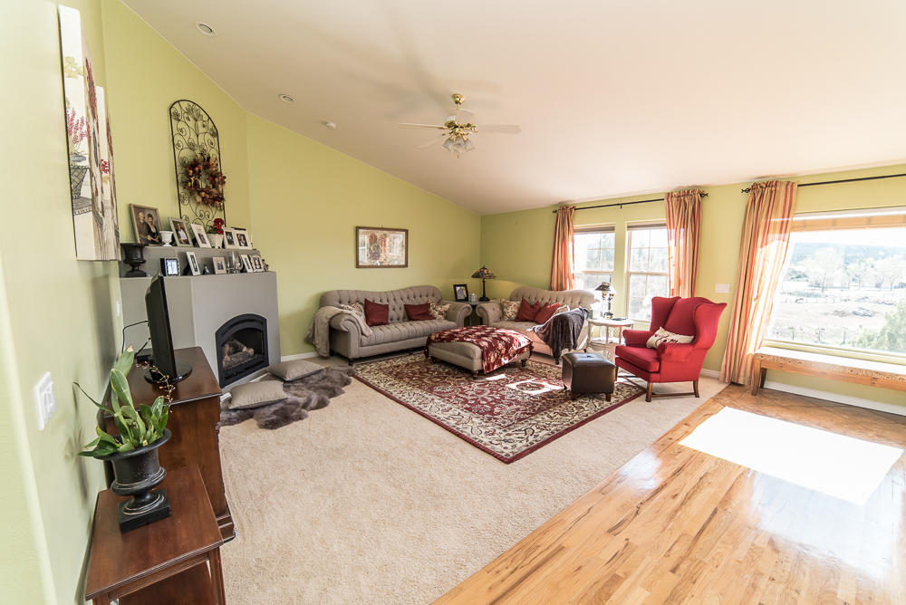 1087 N Carters Pond RD, Dammeron Valley, UT 84783