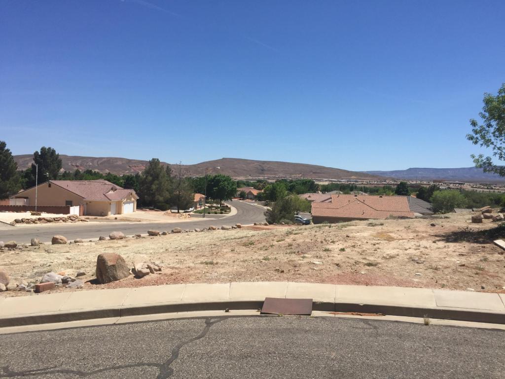 3560 S CIR, St George, UT 84790