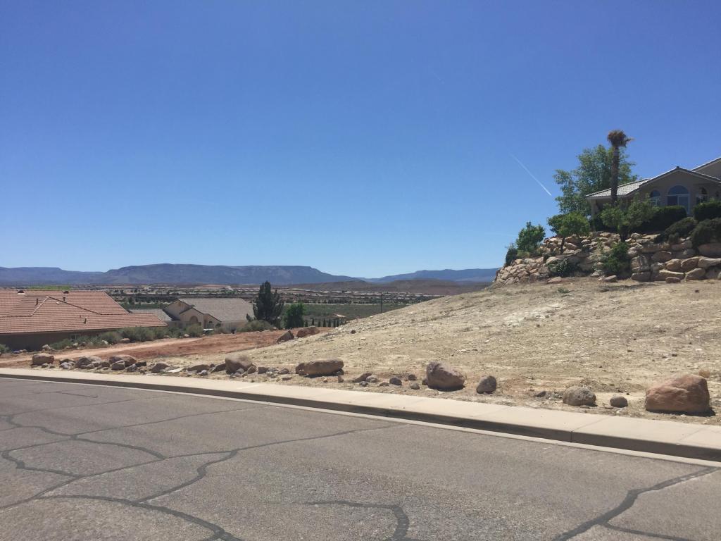 3560 S CIR, St George, UT 84790