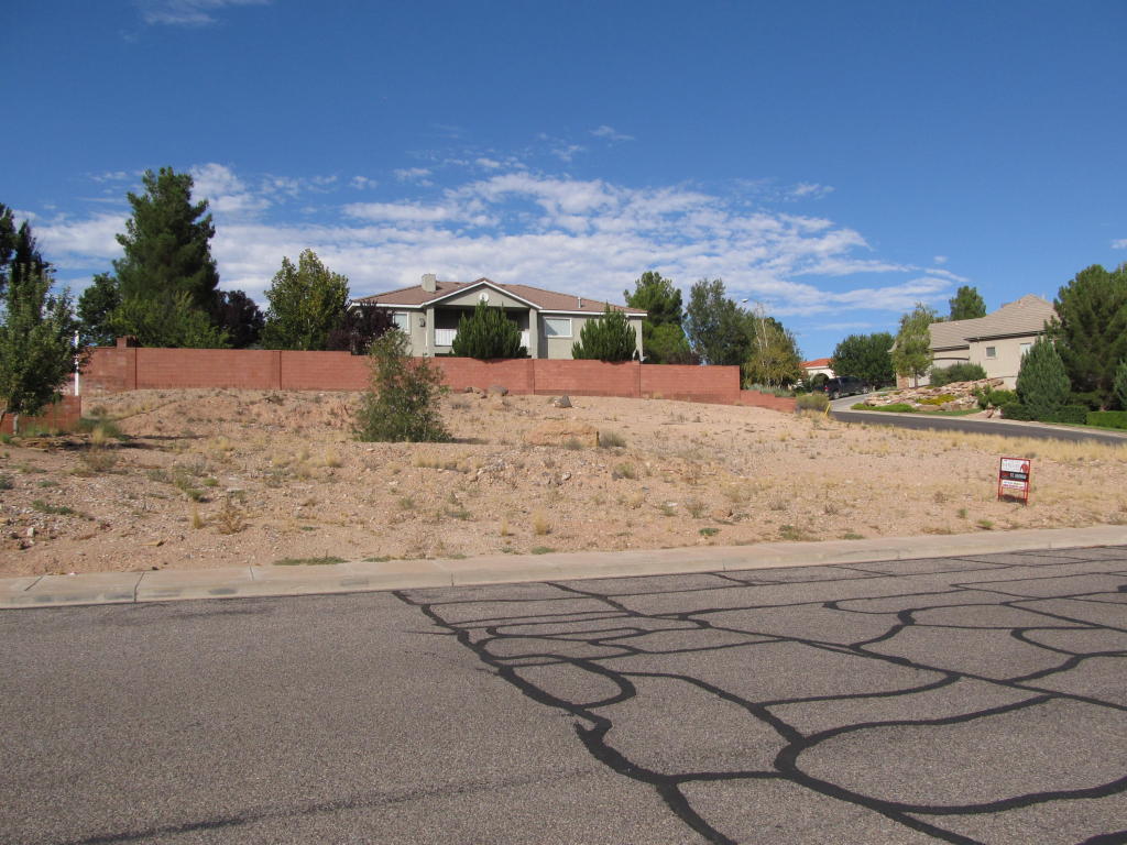 1761 POINT DR, St George, UT 84790