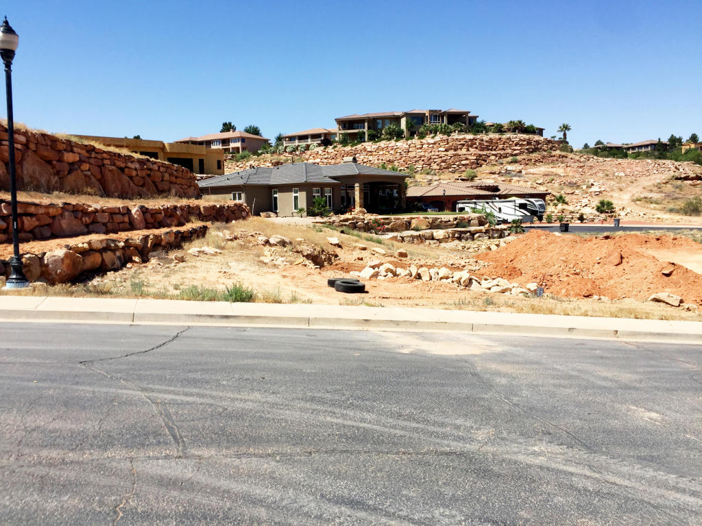 2520 E 1450 S, St George, UT 84790