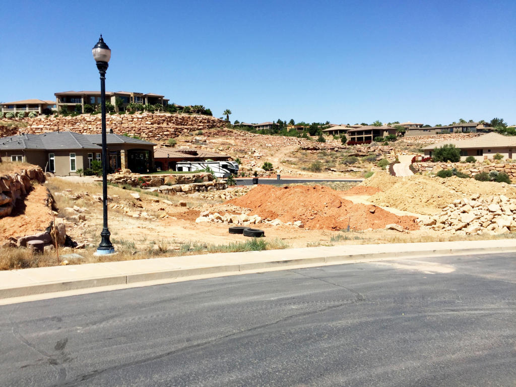 2520 E 1450 S, St George, UT 84790