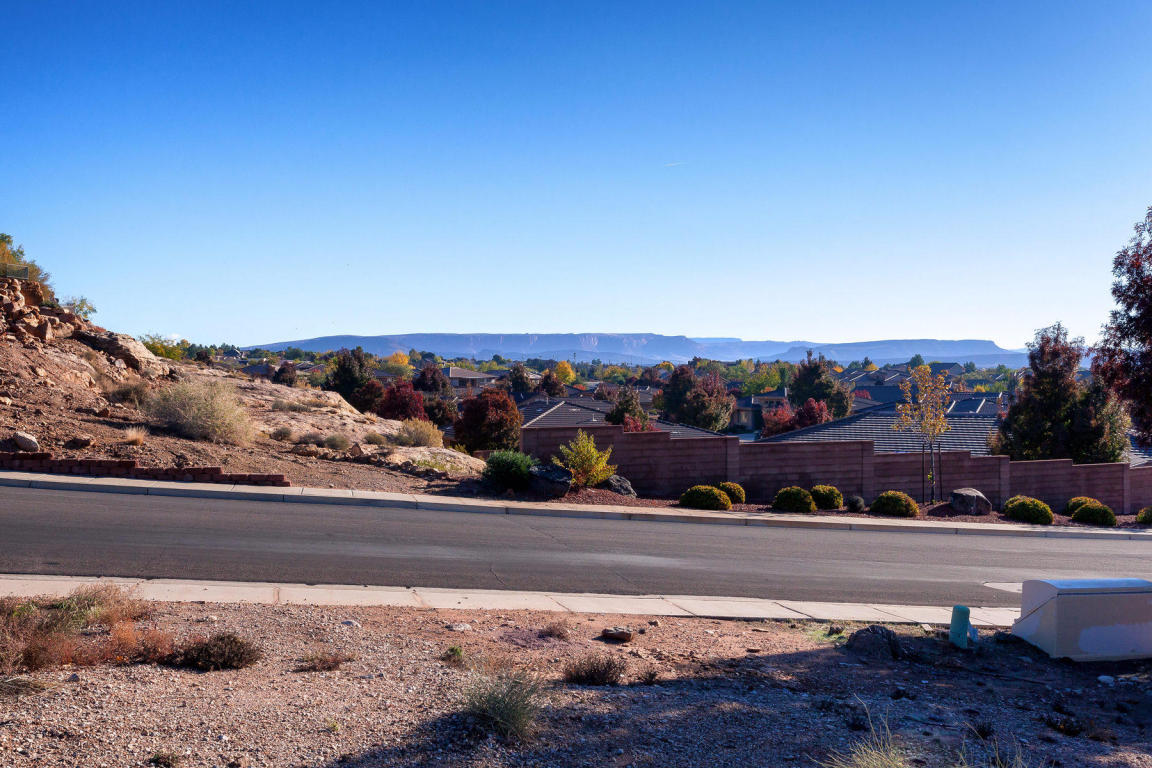2432 S 1400 E, St George, UT 84790