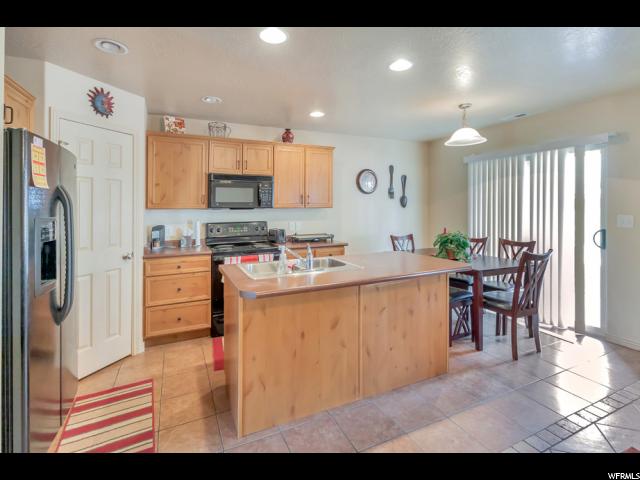 3155 S HIDDEN VALLEY DR, St. George, UT 84790