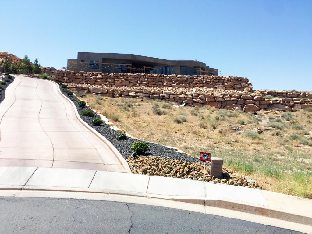 2520 E 1450 S, St George, UT 84790