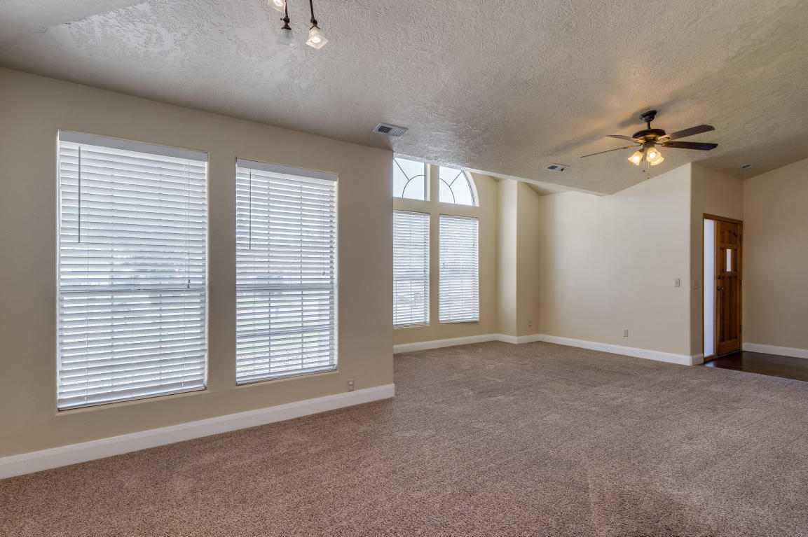 2294 Pintura DR, St George, UT 84790