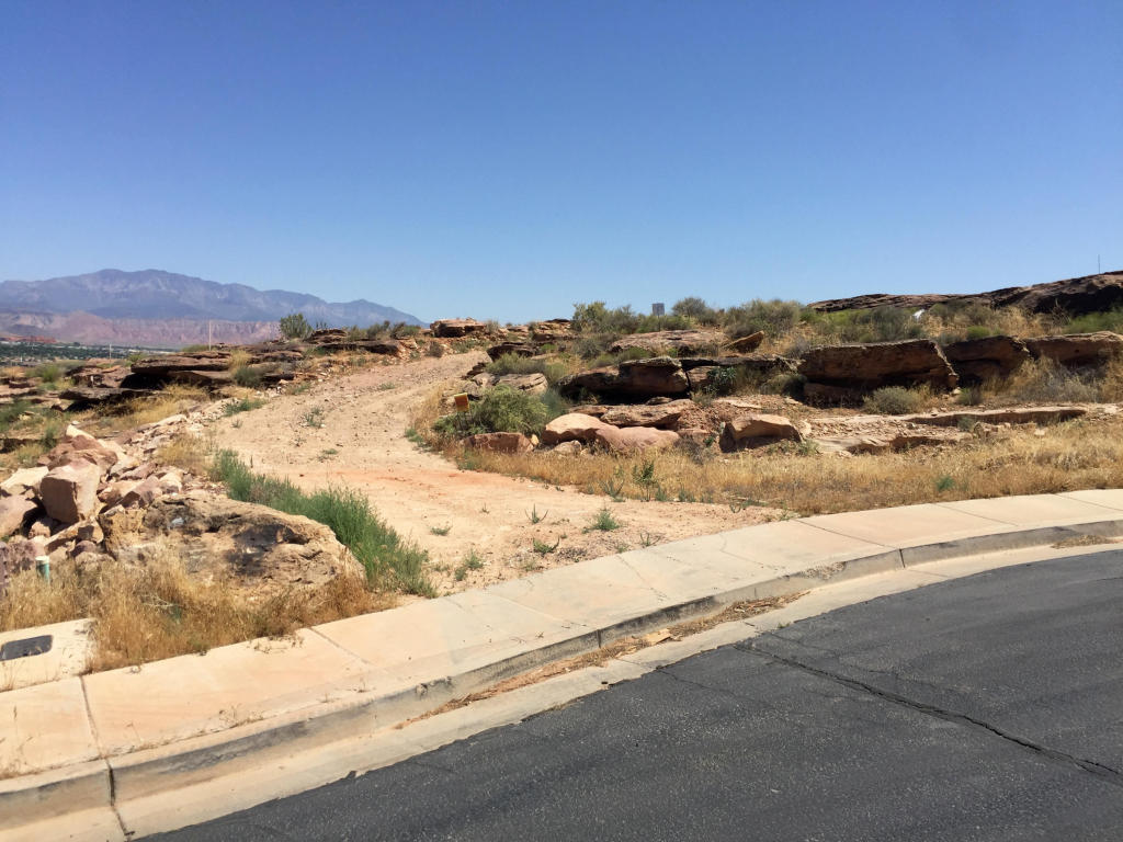 2520 E 1450 S, St George, UT 84790