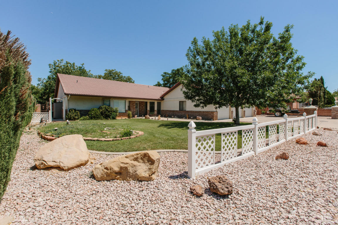 2985 Pear CIR, St George, UT 84790
