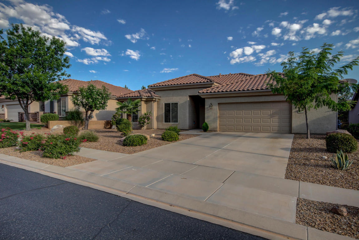 1946 W Carolina CIR, St George, UT 84790