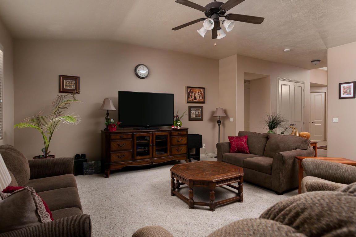 116 S Acantilado DR, St George, UT 84790