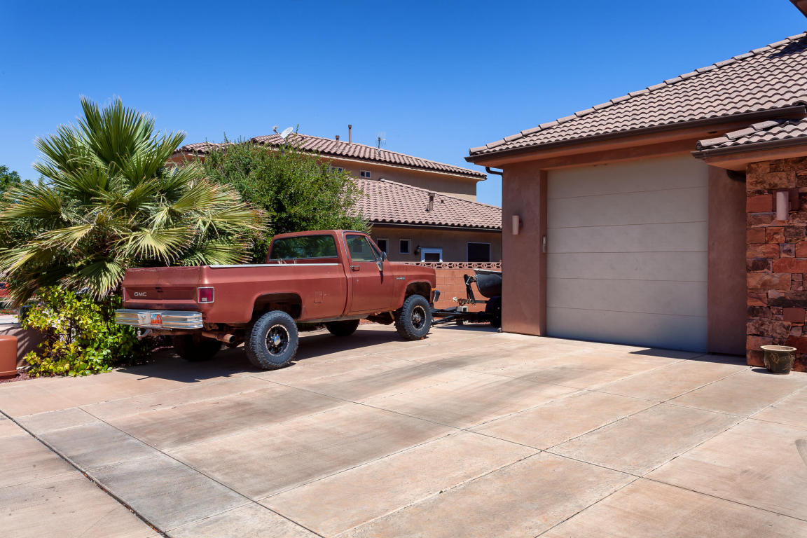 611 E Ducati Way, St George, UT 84790