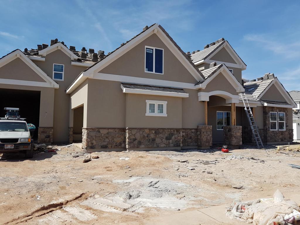 2190 E PASTURE DR, St George, UT 84790
