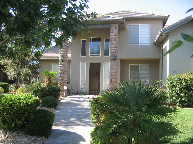 549 E Price Hills DR, St George, UT 84790