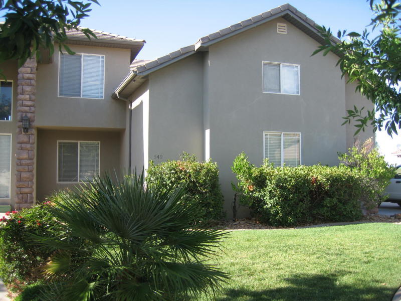 549 E Price Hills DR, St George, UT 84790