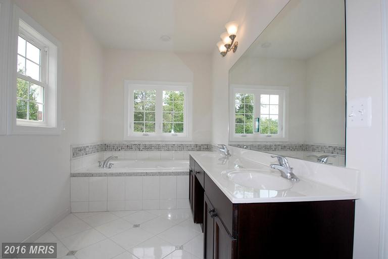 7301 CHESTNUT MEADOW COURT, Manassas, VA 20112