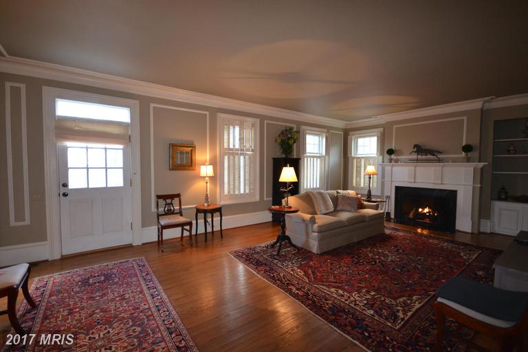 10442 WARLAND ROAD, Marshall, VA 20115