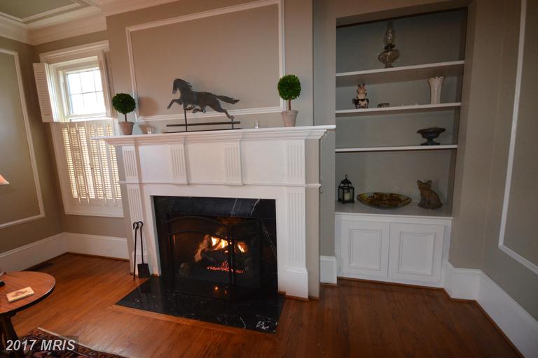 10442 WARLAND ROAD, Marshall, VA 20115