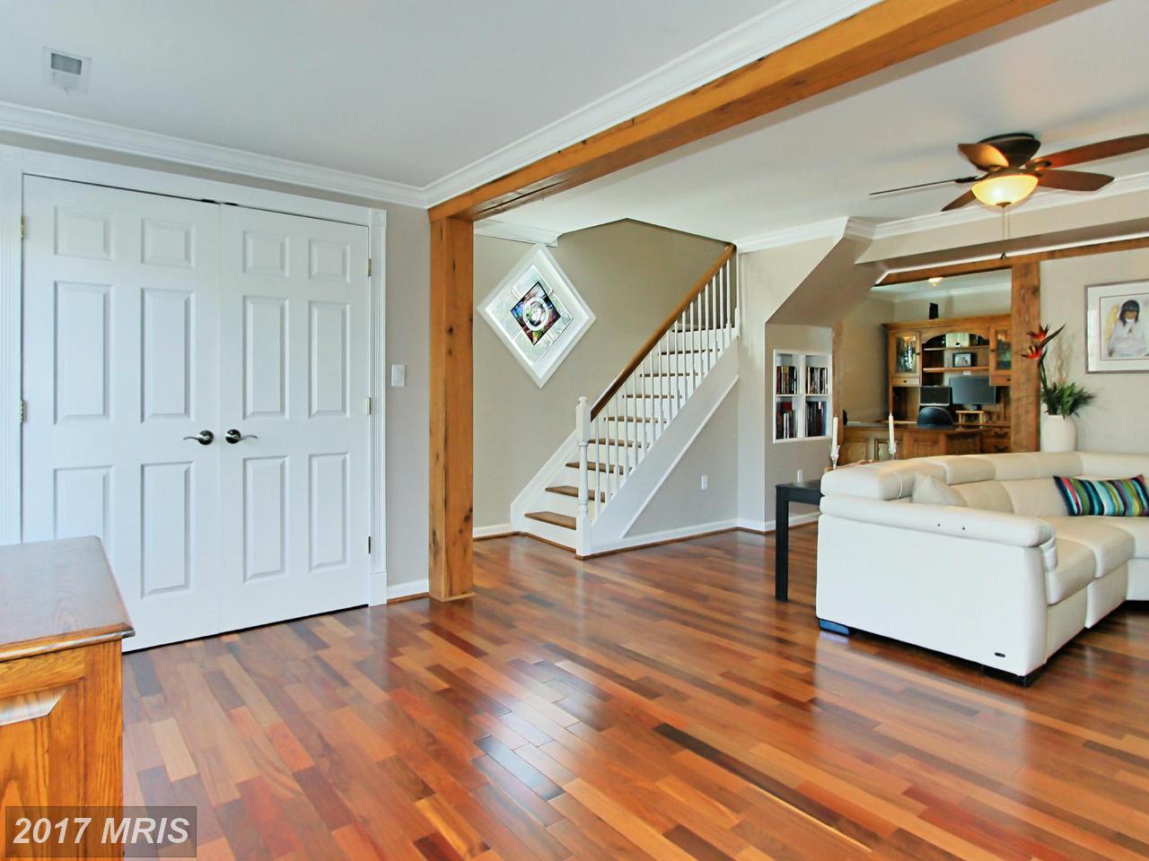 7224 CLIFTON RD, Clifton, VA 20124