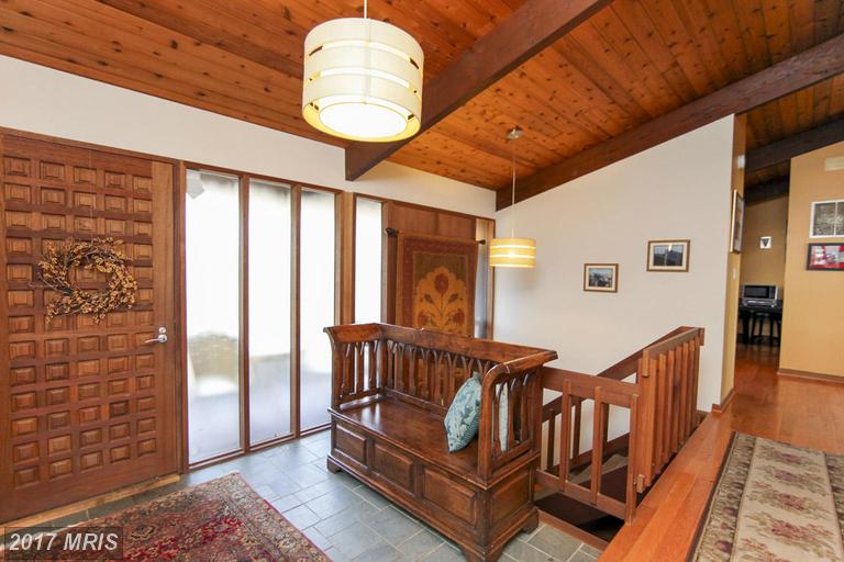 7354 CLIFTON ROAD, Clifton, VA 20124