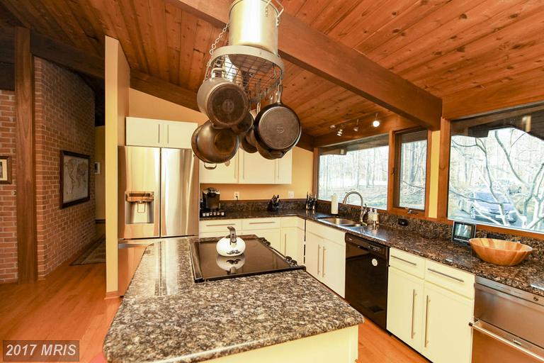 7354 CLIFTON ROAD, Clifton, VA 20124