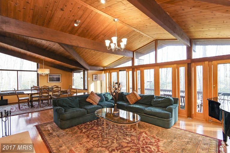 7354 CLIFTON ROAD, Clifton, VA 20124
