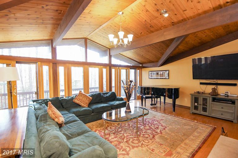 7354 CLIFTON ROAD, Clifton, VA 20124