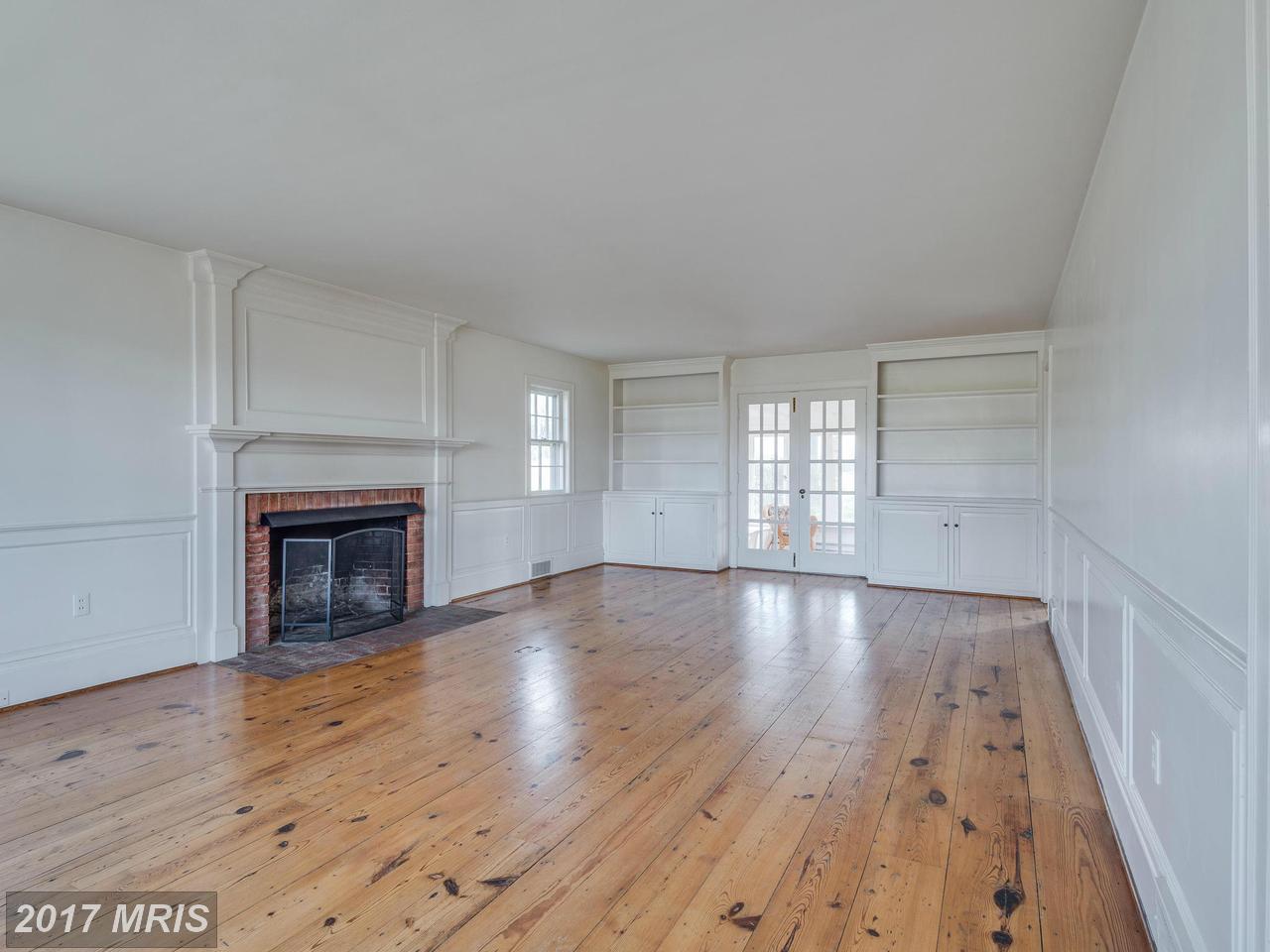 20942 WILLISVILLE RD, Bluemont, VA 20135