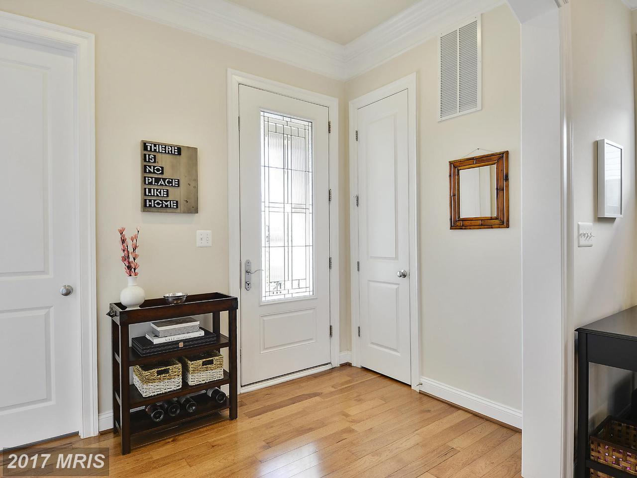 44646 PETERSHAM DR, Ashburn, VA 20147