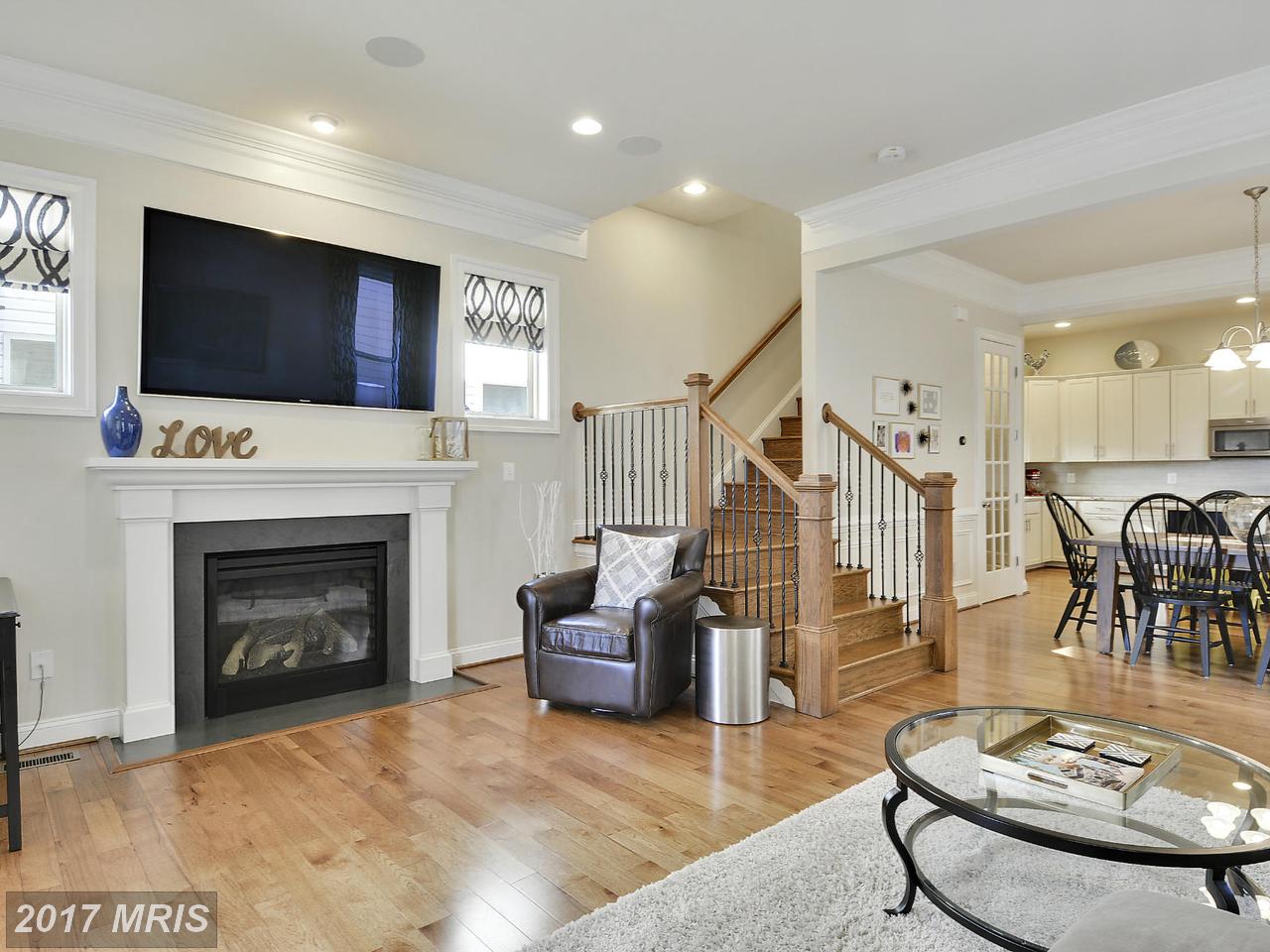 44646 PETERSHAM DR, Ashburn, VA 20147