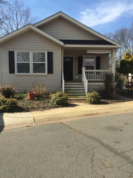Meadows of Chantilly 14624 Baoc CircleChantilly, VA 20151