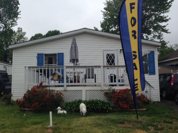 Meadows of Chantilly 4271 Airline ParkwayChantilly, VA 20151