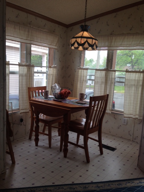Meadows of Chantilly 4271 Airline ParkwayChantilly, VA 20151