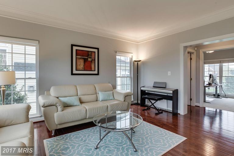 25768 LONGFOREST DRIVE, Chantilly, VA 20152