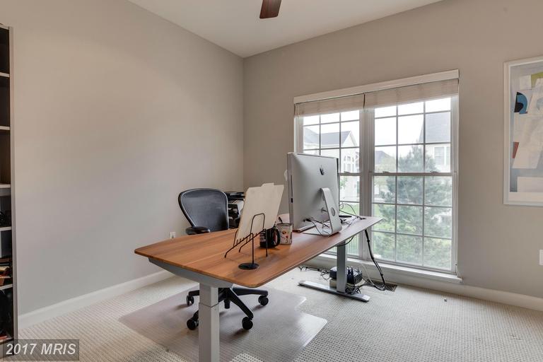 25768 LONGFOREST DRIVE, Chantilly, VA 20152