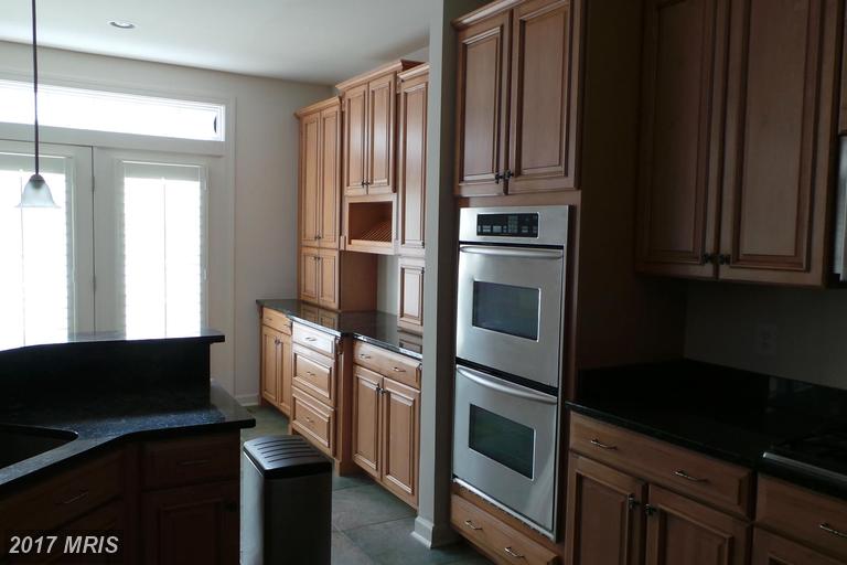47639 PAULSEN SQUARE, Sterling, VA 20165