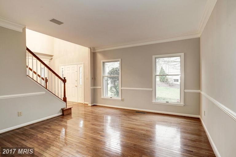 21301 HIGHWOOD COURT, Sterling, VA 20165