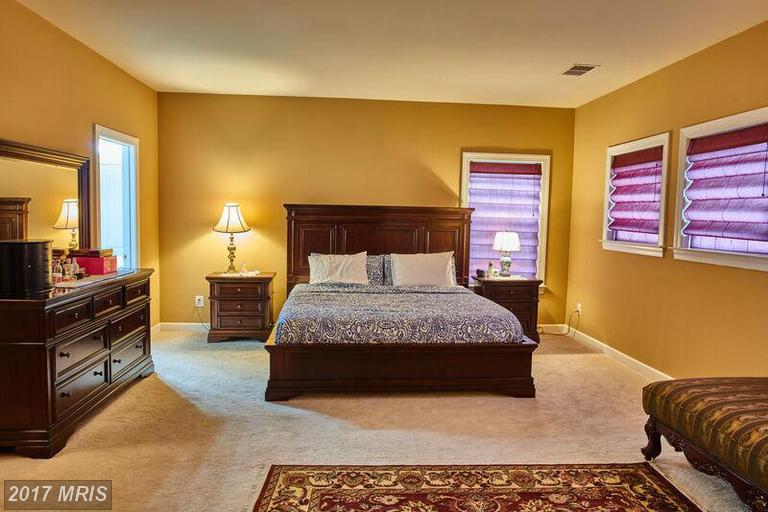 46062 EARLE WALLACE CIRCLE, Sterling, VA 20166